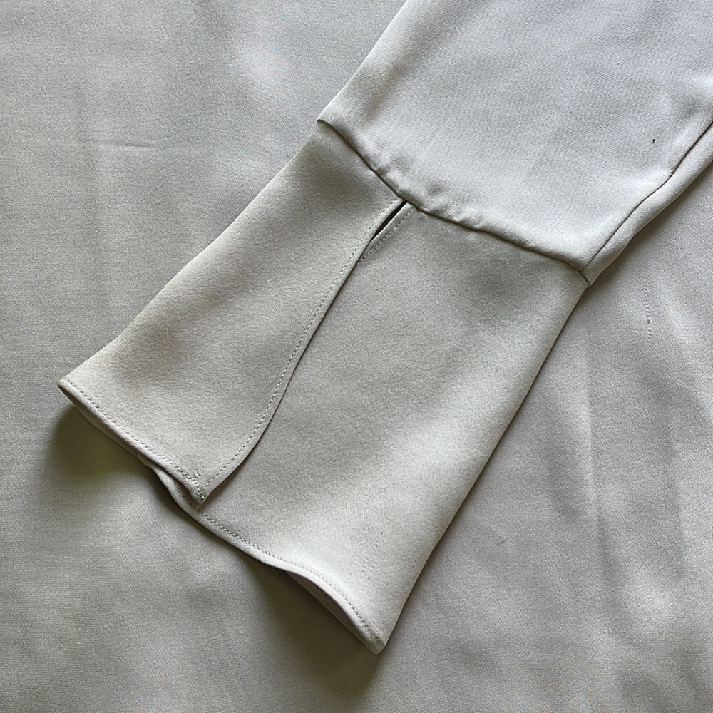 NWT Theory Silk Blouse size M - Picture 5 of 6